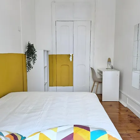 Flh Campo Pequeno Stylish Interior