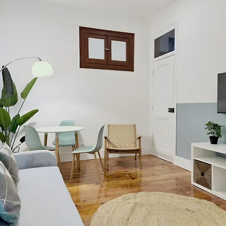 Flh Campo Pequeno Stylish Interior Apartment