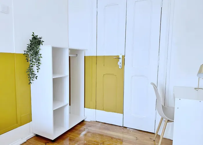 Flh Campo Pequeno Stylish Interior Apartment Lisbon