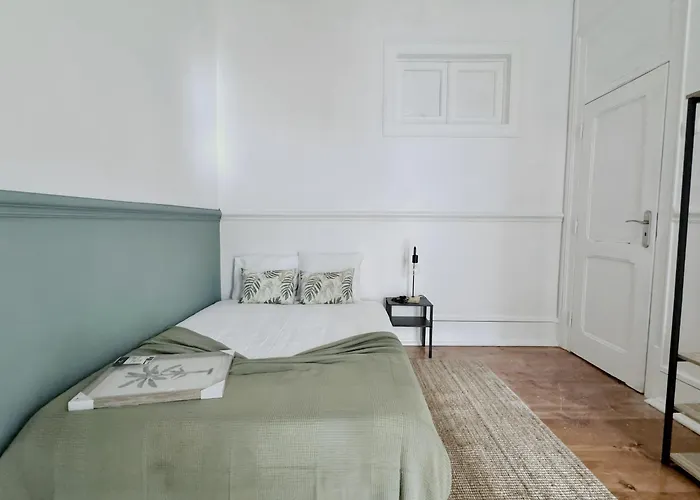 Flh Campo Pequeno Stylish Interior Apartment