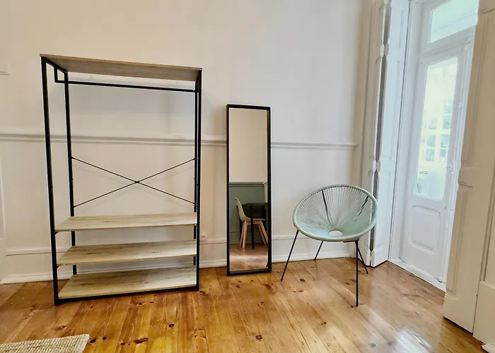 Flh Campo Pequeno Stylish Interior Lisbon